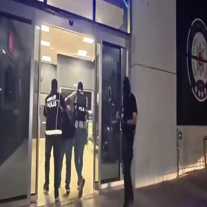 Bakan Gürlek duyurdu: Uyuşturucu baronu İslam Yakut yakalandı!