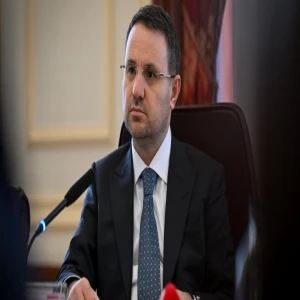 Bakan Gürlek duyurdu! Derbi öncesi dev operasyon: Binlercesi kapatıldı!