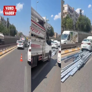 Şanlıurfa’da yük kazası! Araç hasar gördü, trafik aksadı