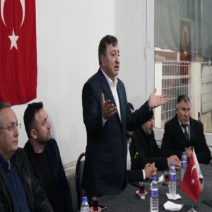 Şanlıurfa eski valisi siyaset sahnesinde! Yeni Yol Partisinin lideri oldu