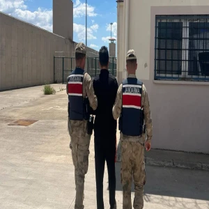 Göçmen kaçakçısı firari Şanlıurfa’da yakalandı