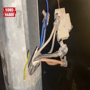 Şanlıurfa’da direklerden evlere kaçak hat çekildi! 15 kişi yasal takibe alındı