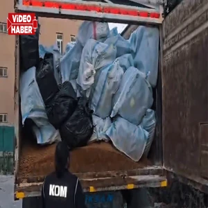 Şanlıurfa'da kamyonun dorsesinden çıkanlar pes dedirtti! 3,5 milyon liralık ürün…