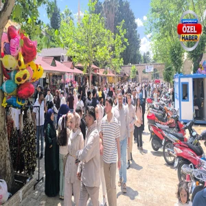 Şanlıurfa'da esnaf çifte bayram yaptı