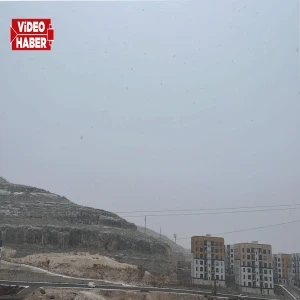 Şanlıurfa’da beklenen kar yağışı başladı!