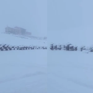 Şanlıurfa’da lapa lapa yağdı!  Yol ulaşıma kapandı