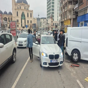 Şanlıurfa’da korkutan kaza: Otomobil yayaya çarptı!