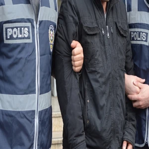 Kaçış macerası Akçakale'de bitti: 12 yıllık firari kıskıvrak yakalandı!