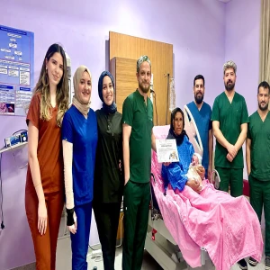 Şanlıurfa’da 41 yaşındaki anne bebeğine “Prenses Doğum” ile kavuştu
