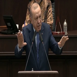 Cumhurbaşkanı Erdoğan’dan fon krizi açıklaması! “Yapıcı eleştirileri önemsiyoruz”