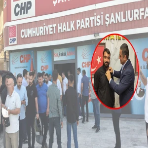 Şanlıurfa’da CHP’ye toplu katılım! Yeni üyelere rozet takıldı