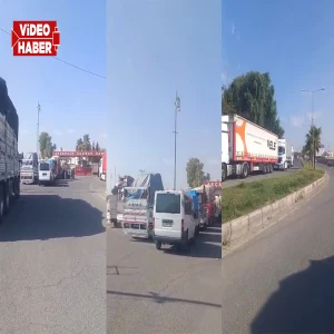 Şanlıurfa sınırında dönüş akını: Araçlar ev eşyalarıyla doldu