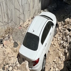Şanlıurfa’da otomobil köprülü kavşak inşaatına uçtu!