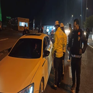 Şanlıurfa’da bir gece 16 bin kişi kontrol edildi! 74 kişi gözaltına alındı