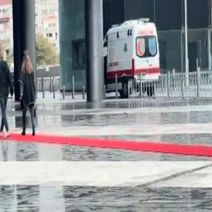 Konserde fenalaşan 3 kişiden 2’si öldü
