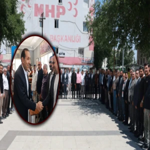 Şanlıurfa’da yerine atama yapılan başkandan veda buluşması!