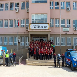JSGA’dan Şanlıurfa ve Mardin’de okullara ziyaret etti