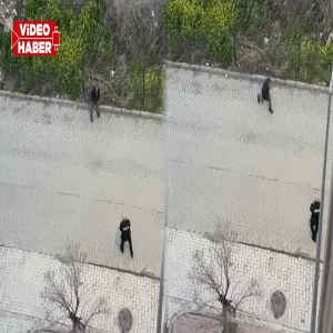 Şanlıurfa’da bıçakla polise saldırmaya çalıştı! O anlar saniye saniye kaydedildi
