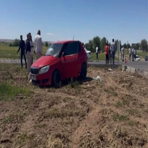 Şanlıurfa’da çevre yolunda araçlar çarpıştı!