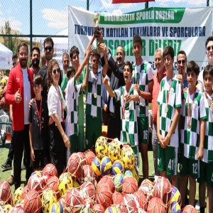 Şanlıurfa’da nefes kesen final! Kupa sahibini buldu