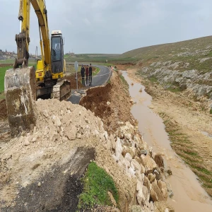 Şanlıurfa’da selin yaraları sarılıyor: Ekipler dört koldan sahaya indi!
