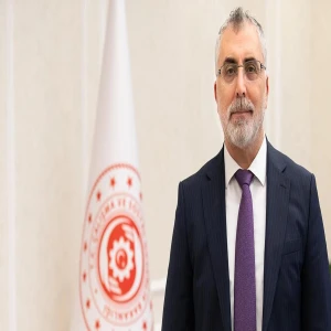 Bakan Işıkhan: İlaca ve tedaviye erişimi kolaylaştırdık