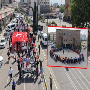 Şanlıurfa’da renkli kortej! Halk oyunları şöleni başladı