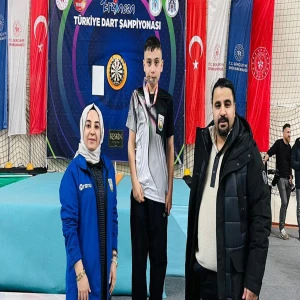 Şanlıurfa’nın genç dart yıldızları ulusal arenada parladı!