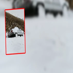 Şanlıurfa’da kar kazası!  Otomobil şarampole sürüklendi