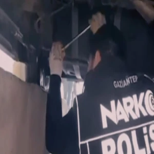 Zehir tacirlerine darbe üstüne darbe! 144 yakalama