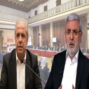 Eski vekillerin tartışması sosyal medyada büyüdü