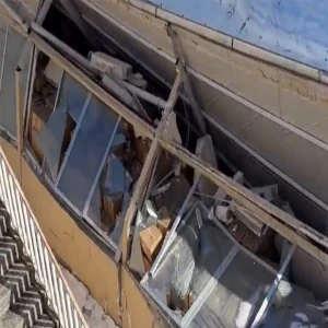 Şanlıurfa'da karın etkisi devam ediyor! Hastanenin polikliniği çöktü