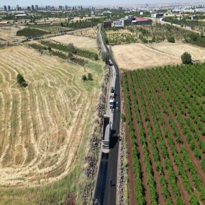 Siverek'te 2 kilometrelik yolda çalışmalar başladı