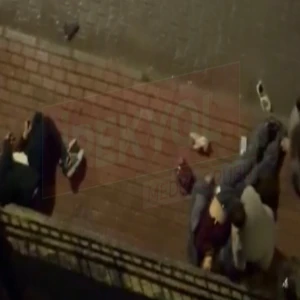 Şanlıurfa'da sokak ortasında dehşet: Önce bir kadını sonra kendini vurdu!