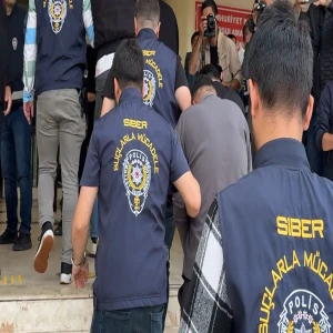 Şanlıurfa merkezli bahis operasyonunda milyarlık vurgun! Çok sayıda şüpheli adliyeye sevk edildi