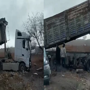 Şanlıurfa’da korkutan kaza! Tır şarampole devrildi