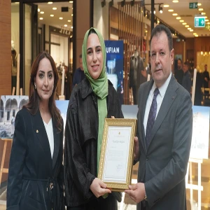 ŞUTSO Şanlıurfalı kadınların dünyasını objektife taşıdı!