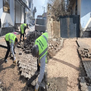 Viranşehir’de selin izleri silinmeye devam ediyor!