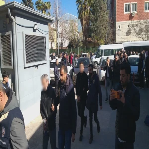 Şanlıurfa’da yasa dışı bahis operasyonu: 28 şüpheli adliyeye sevk edildi