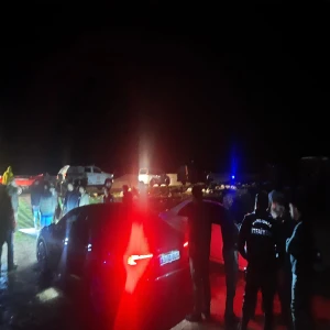 Şanlıurfa'da dere taştı: Mahsur kalanlara kurtarma operasyonu!