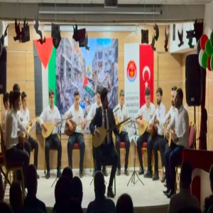 Alkışlar Halfeti'deki öğrencilere: Müziğin ritmi Gazze için attı