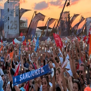 Şanlıurfa teşkilatının çeyrek asır coşkusu: Ankara'da mitinge yoğun katılım