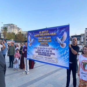 Şanlıurfa'da İncil ile barışa çağrı