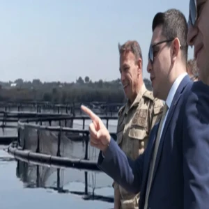 Şanlıurfa'dan Avrupa'ya balık ihracatı... Kaymakam'dan üretim tesisine ziyaret