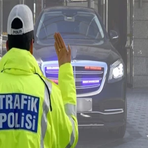 AYM’den çakarlı araç cezalarına emsal karar!