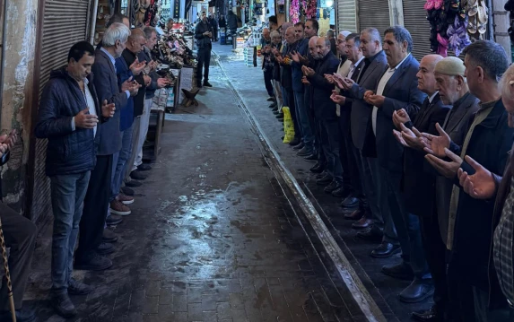 Şanlıurfa’da asırlardır süren gelenek: Önce dua, sonra siftah