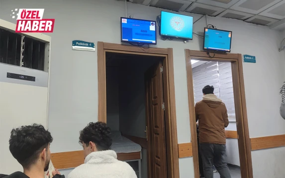 Şanlıurfalılar bu sıraya mahkum ediliyor! Diğer doktor nerede?