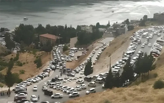 Şanlıurfa'nın ilçesinin nüfusu 4 katına çıktı! İğne atsan yere düşmüyor