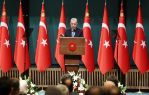 Cumhurbaşkanı duyurdu! İşte 2026 yılı için kredi ve burs ücretleri