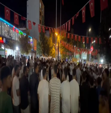 Şanlıurfa'da da Amedspor sevinci: Halaylı kutlamalar...